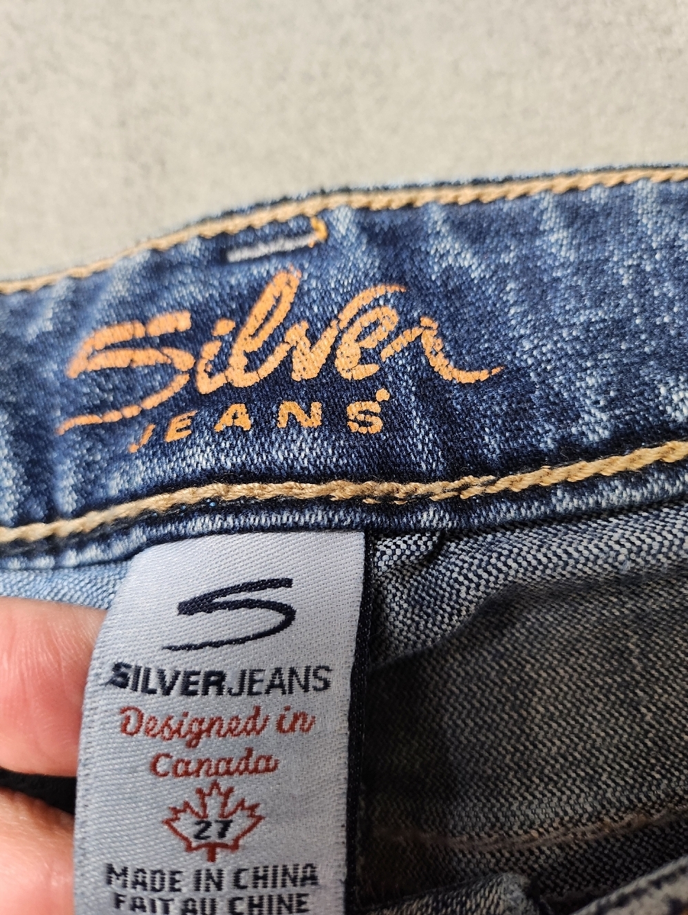 Silver Jeans Women’s Low Rise Bootcut Blue Denim Jeans Sz 27 - Picture 3 of 15